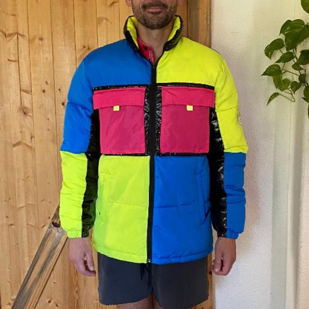 WESC Men's Large Puffer Jacket